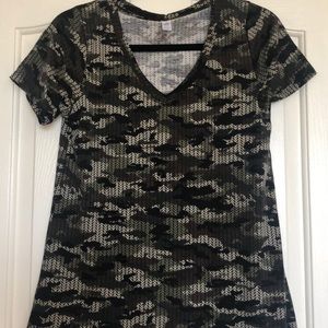 LuLaRoe XS Camo Christy T